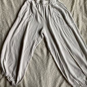 Free People, White parachute pants, size One size fits all
